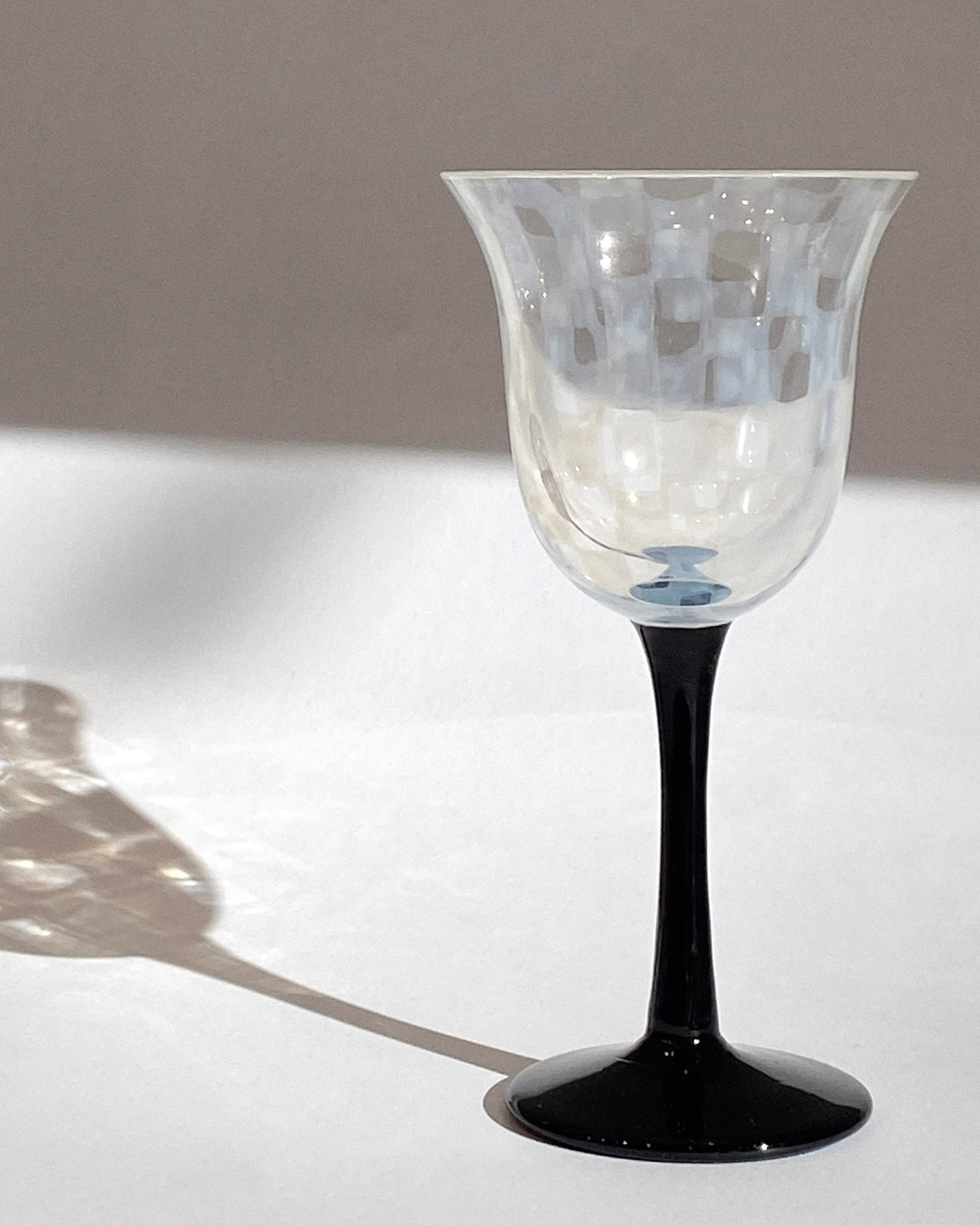 Checkered Wine Glass – Yowie
