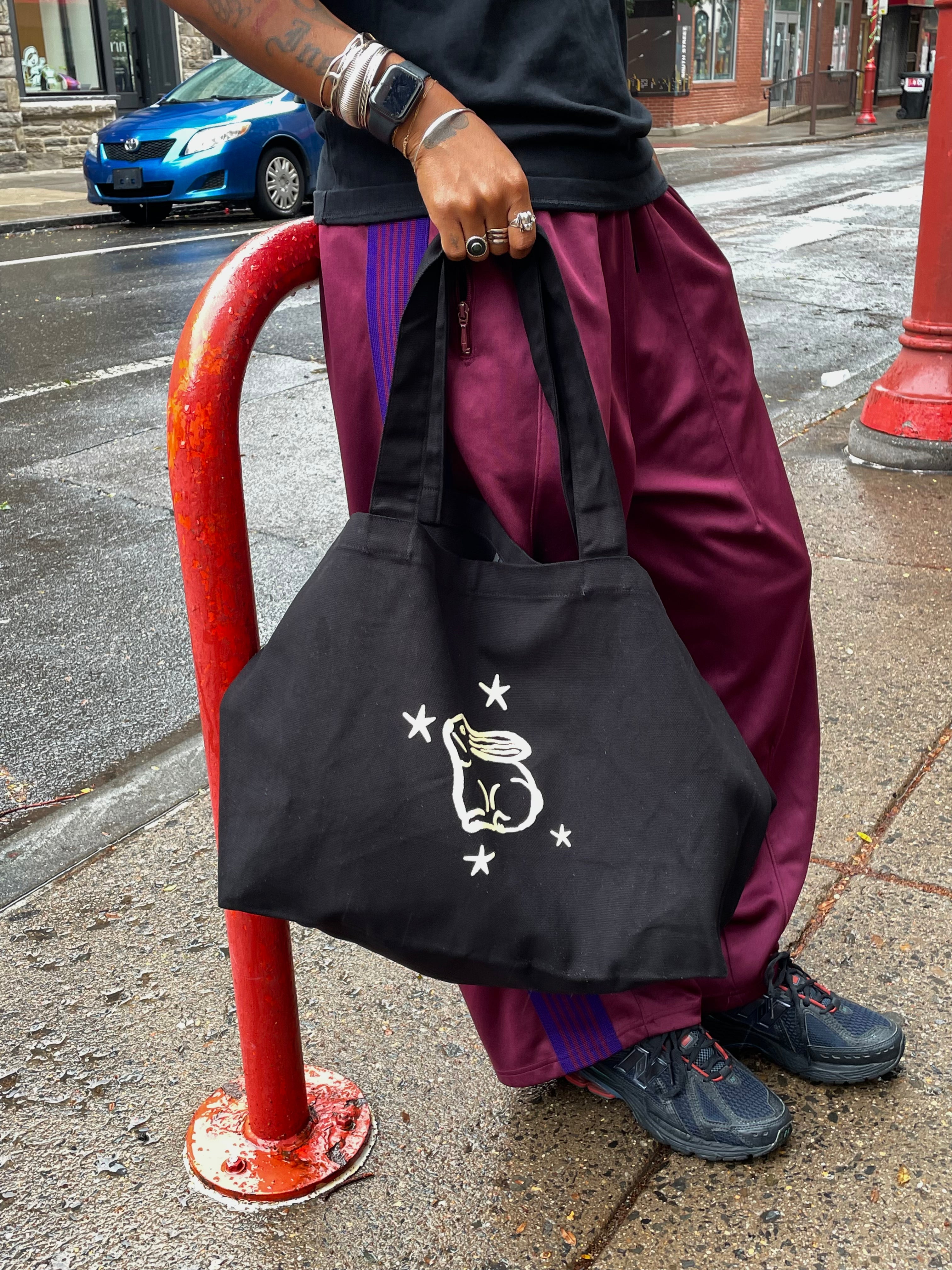 YOWIE STARBUNNY X-LARGE BLACK TOTE