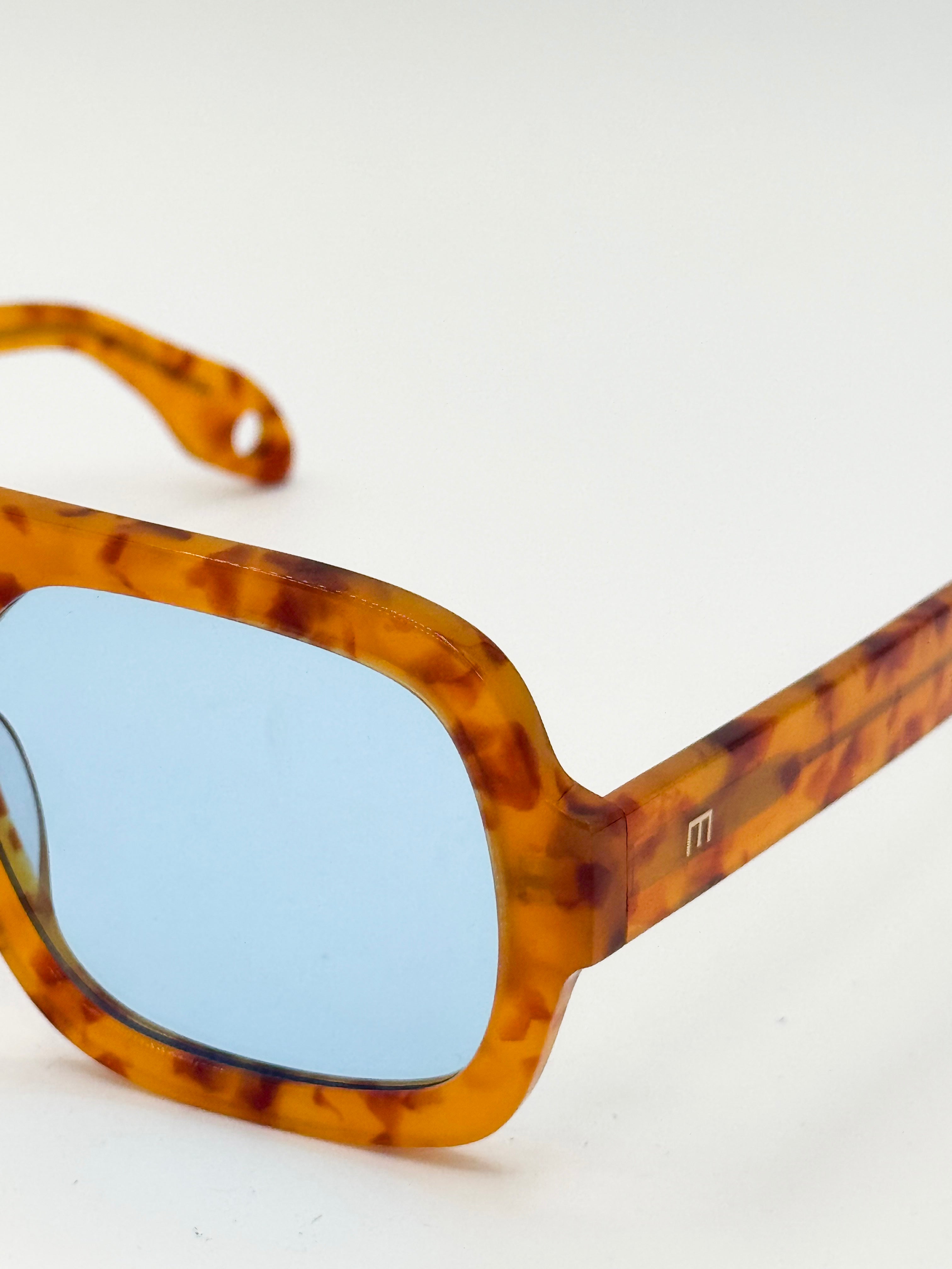 Jane Sunglasses in Blonde Tortoise