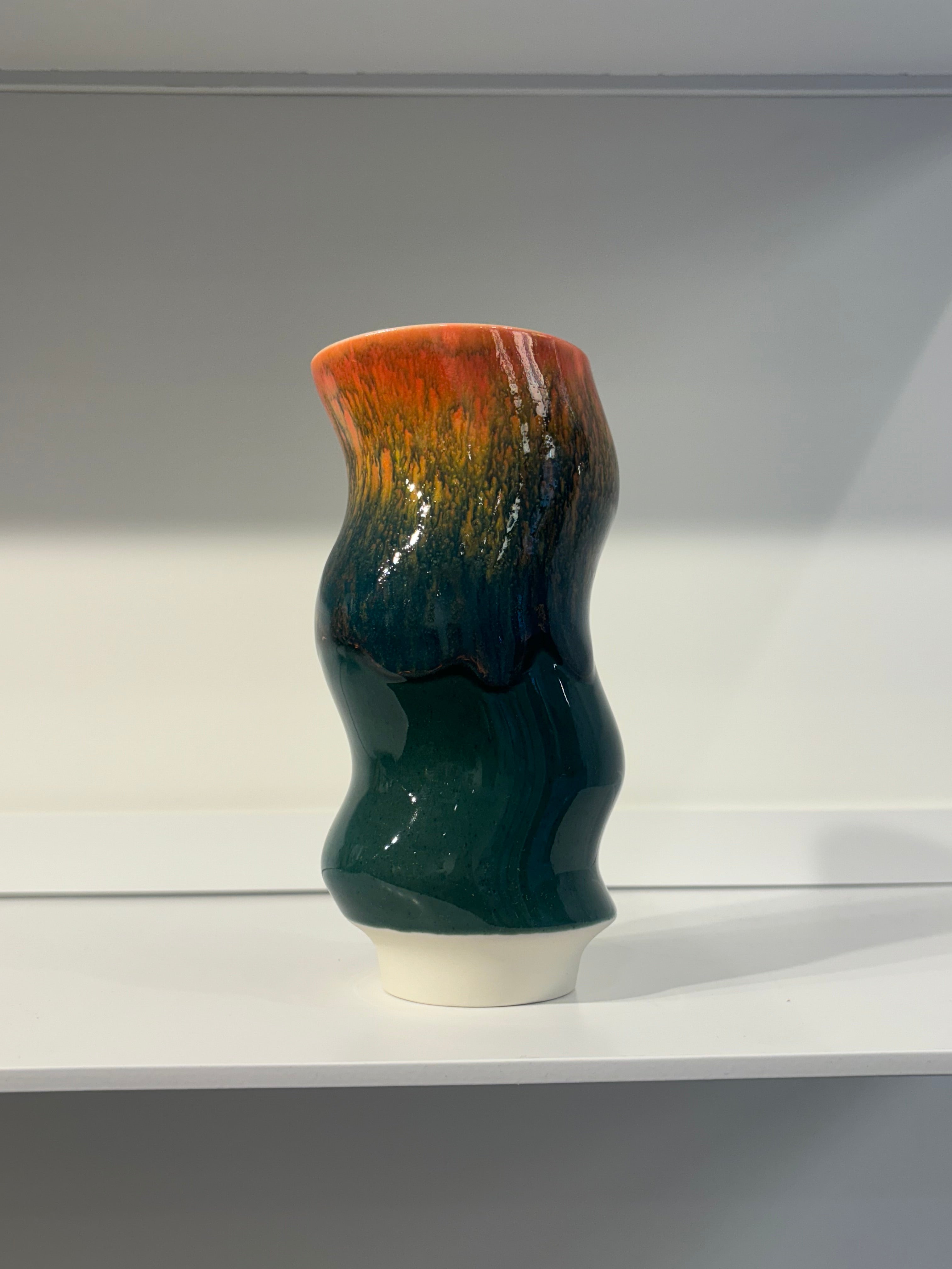 Large Hana Wave Vase