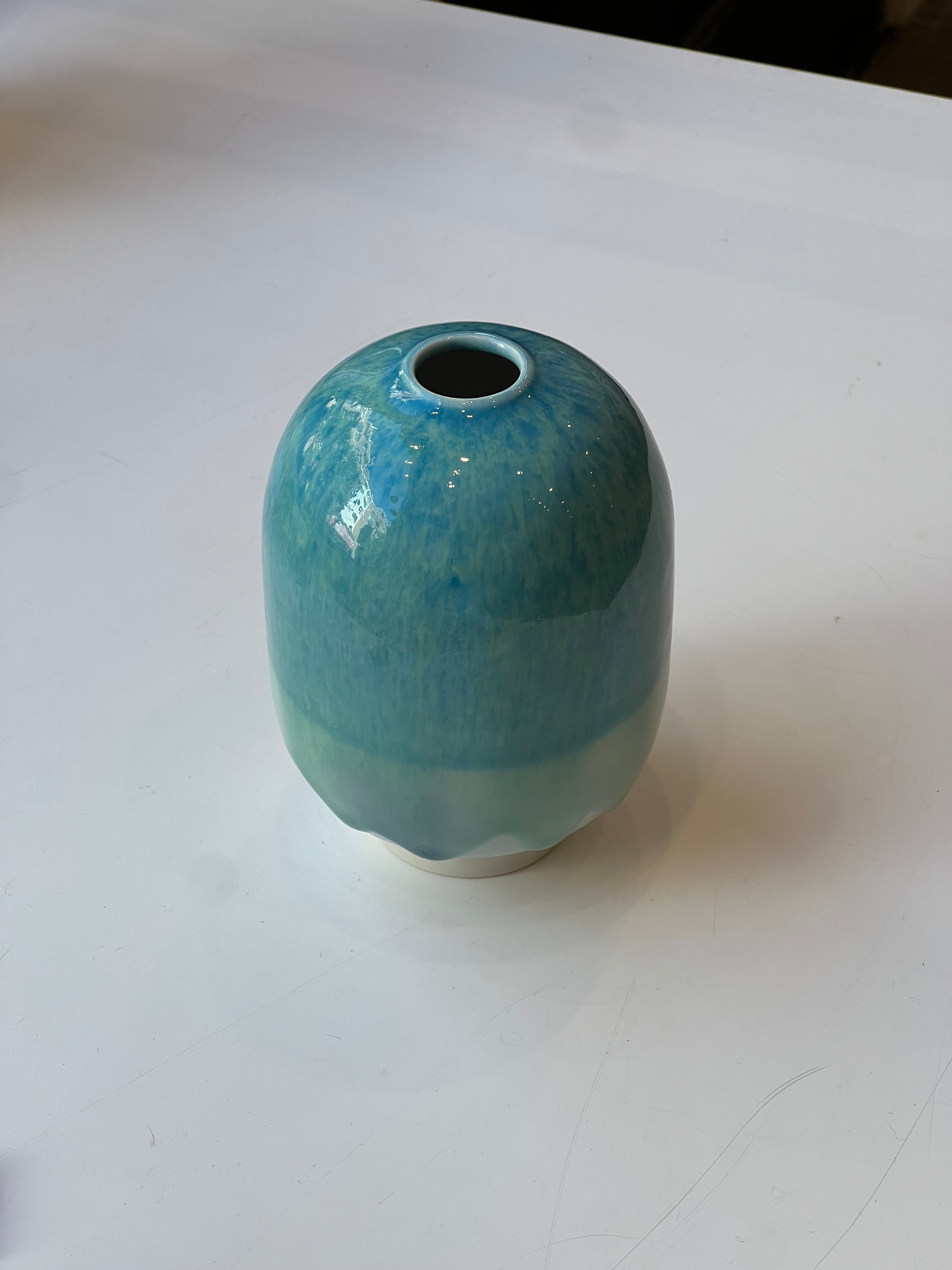 Small Hana Plum Vase