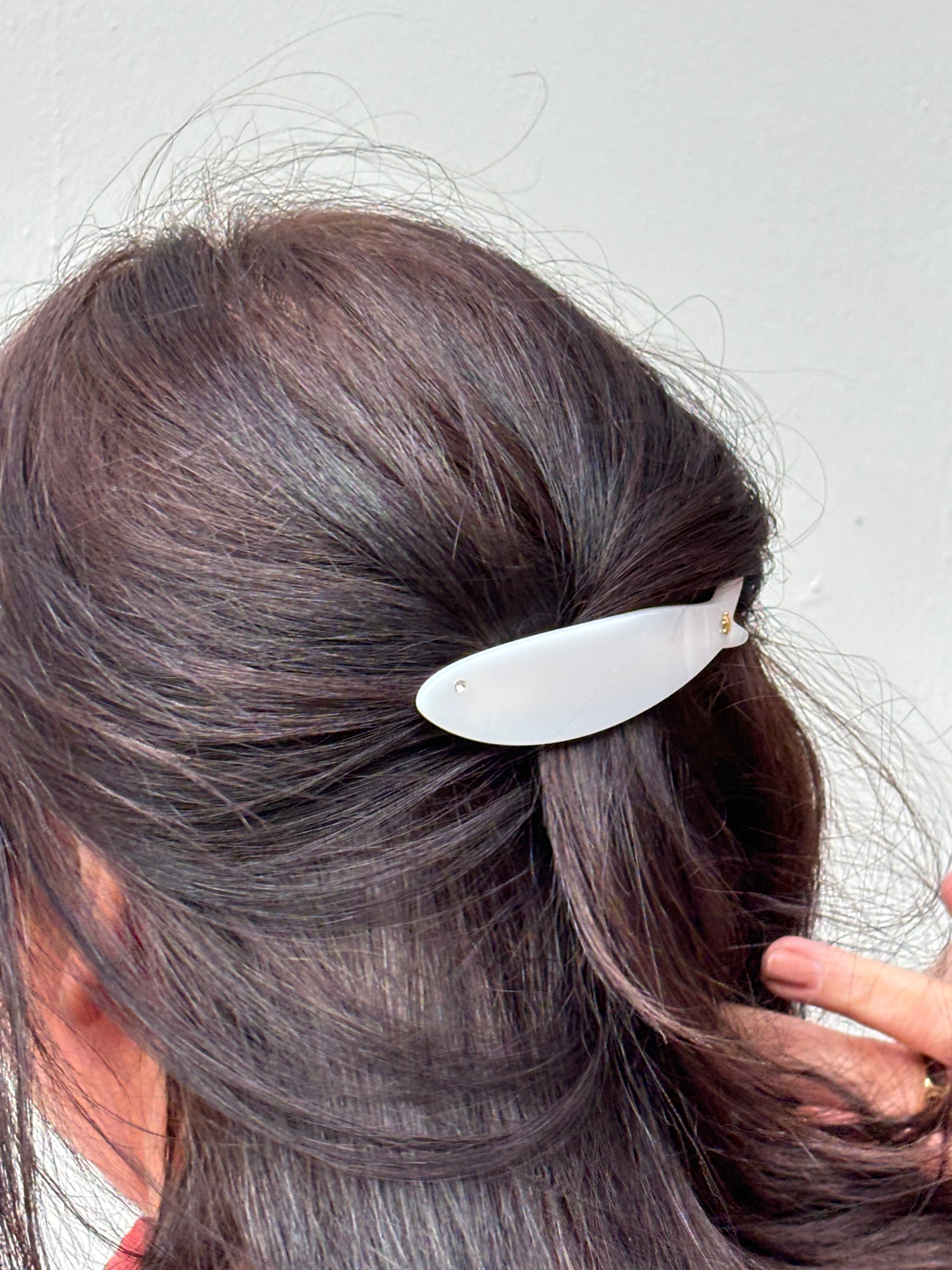 Milk Herring Barrette