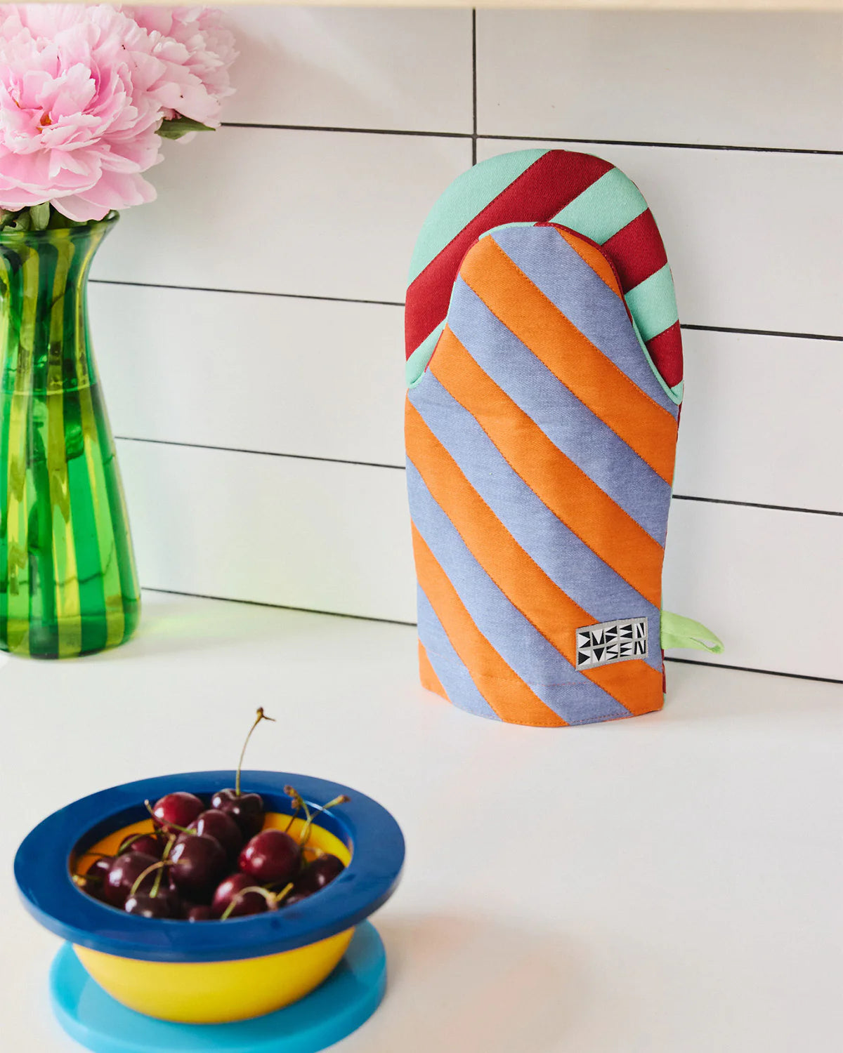 Dusen Dusen Oven Mitt in Pumpernickel