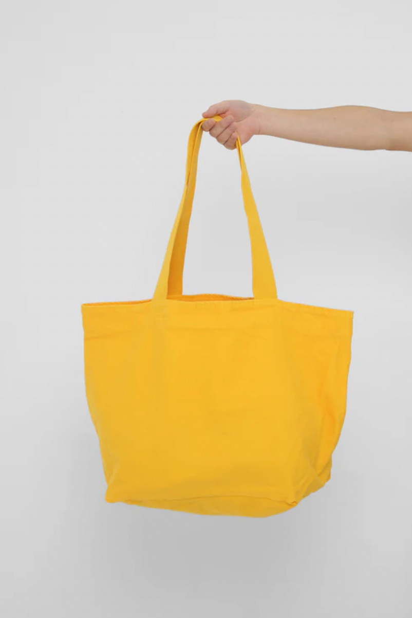 Big Tote in Everybody World Yellow