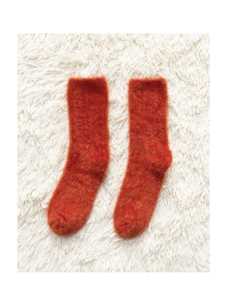Remi Fuzzy Socks in Rust Red