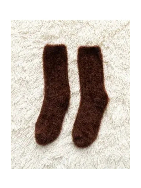 Remi Fuzzy Socks in Chocolate
