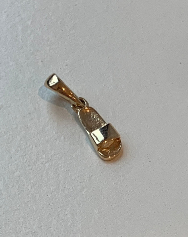 Sisterfriend - Sandal Charm